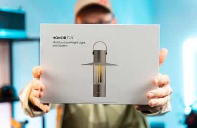 Vyhrajte lampáš s reproduktorom Honor